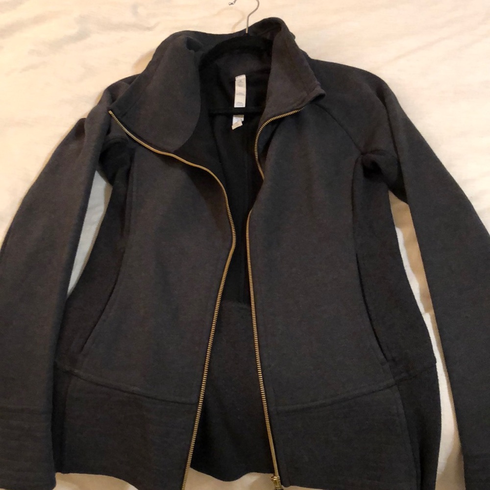 Lululemon Scuba Collared Zip-up